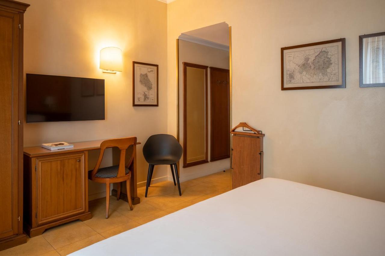 Habitación Doble Clásica (2 adultos + 1 niño)