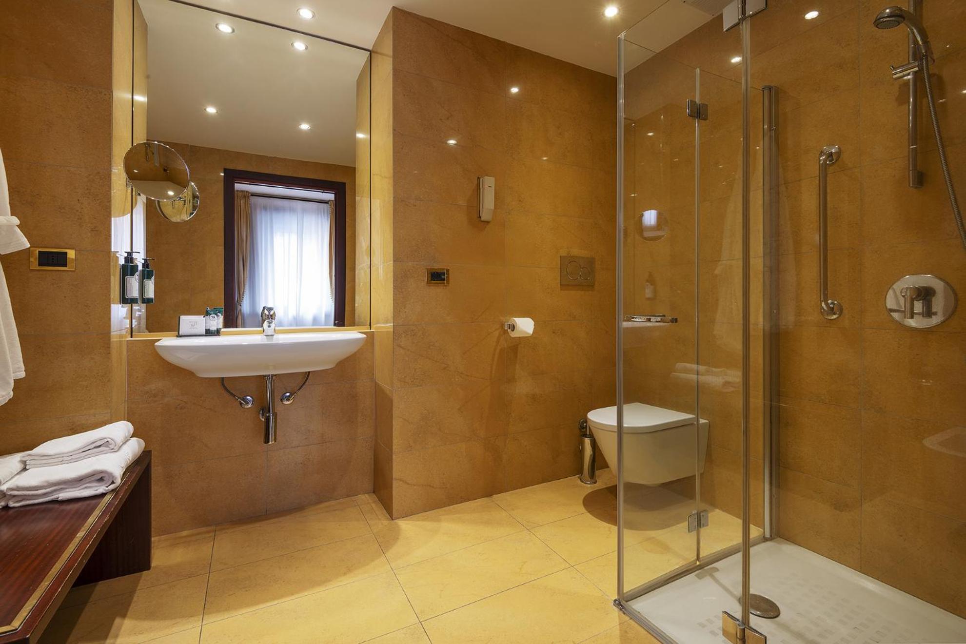 Large Double Room