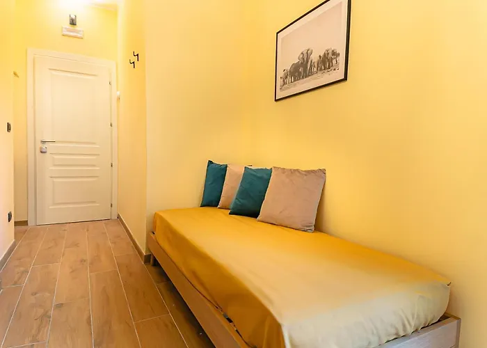 Romana Suites