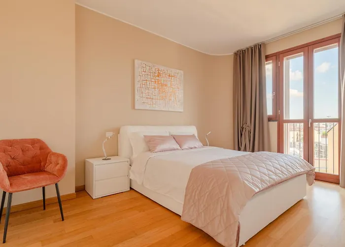 Hotel Jacuzzi: Fiftyfive-One Zuretti
